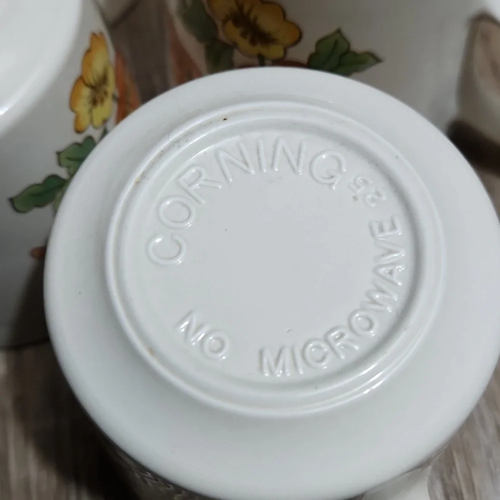 70's Corning Cornerstone Vintage Royal Garden 6 Piece Ceramic Mug Set Floral VTG